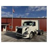 2005 Volvo VNL