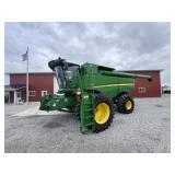 2013 John Deere S680 Combine