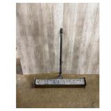 Magnetic Sweeper with Rolling Wheels