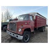 1977 Ford 800 Grain Truck