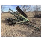 John Deere 220 18Ft Bifold Disc