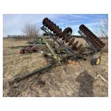 John Deere 220 18Ft Bifold Disc