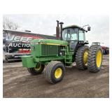 1989 John Deere 4555 Tractor