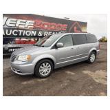 2014 Chrysler Town and Country