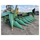 John Deere 843 8 Row Corn Head