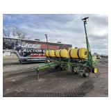 1989 John Deere 7200 Planter