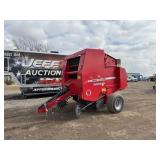 Massey Ferguson Hesston 1745 round baler