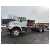 2002 Sterling L7500 Semi