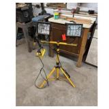 Tripod Work Light - Double Headed