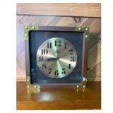 Dekalb Quartz Clock