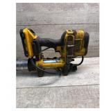 DeWalt Cordless Grease Gun