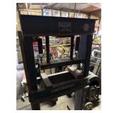 Continental 30 Ton Press CP400