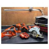 Black  Decker Firestorm DrillSawVacuum Set -