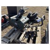 Craftsman snowblower. (non running)