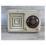 Vintage 1949 Automatic Radio