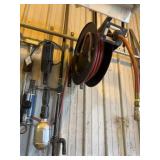 Central Pneumatic Auto Rewind Hose Reel, Light