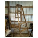 8ft wooden ladder