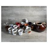 Hull pitchers and mugs