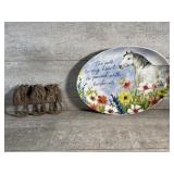 Horse platter and horse hooks