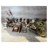 Decorative Figurines