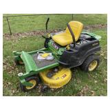 John Deere Z225 Zero Turn Mower