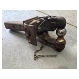 Heavy duty combination pintle hook and ball hitch