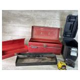 Empty toolboxes, straight-line laser