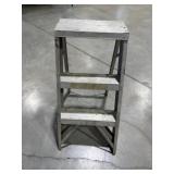 Aluminum Step Ladder 29in