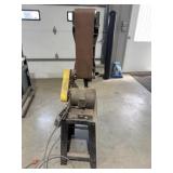 Industrial belt sander