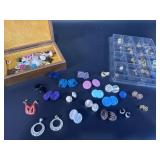 Earrings and jewelry box