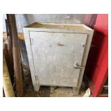 Metal cabinet