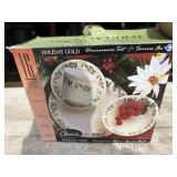 Holliday Gold Dinnerware set