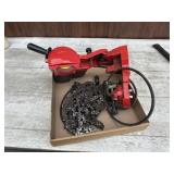 Electric chainsaw sharpener and chainsaw blade