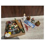 Miscellaneous decor