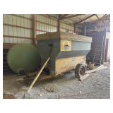 Knoedler feed mixer cart