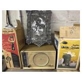 Traffic torches Zenith radio, aluminum d