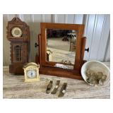 Mirror, clocks