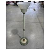 Floor lamp