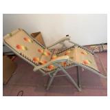 Outdoor lounge chair