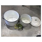 Large Enamel pots
