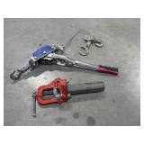Cable hoist, yoke vice