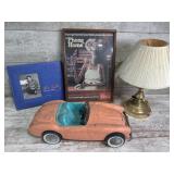 E.T. Elvis Album, Car