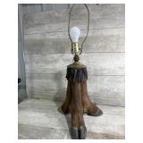 Deer hoof lamp