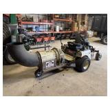 Grasshopper 725K with Buffalo turbine blower