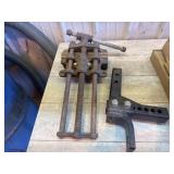 Wood working vise, drop hitch