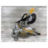 Dewalt 20V 7 1/4in Cordless Sliding Miter Saw