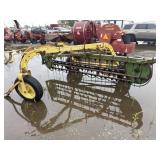 John Deere 640 5Bar Hay Rake