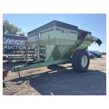 Parker 6500 Grain Cart with Side Auger