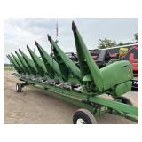 John Deere 608C Corn Head
