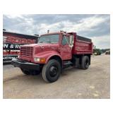 2001 International 4900 Dump Truck